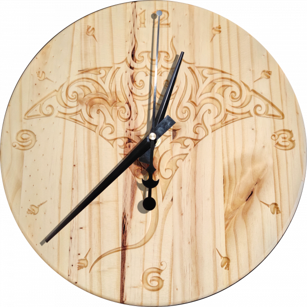 Mante - Horloge Murale en Bois de Pin